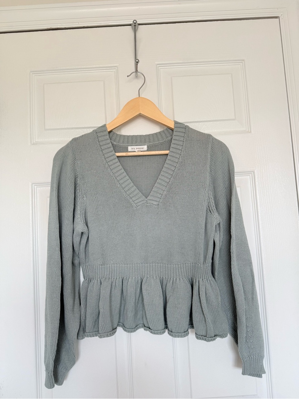 Madewell Light Sage V‑Neck Peplum Knit Sweater